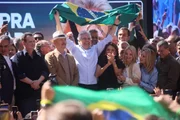 Ronaldo Caiado oficializa candidatura à Presidência Ronaldo Caiado oficializa candidatura à Presidência