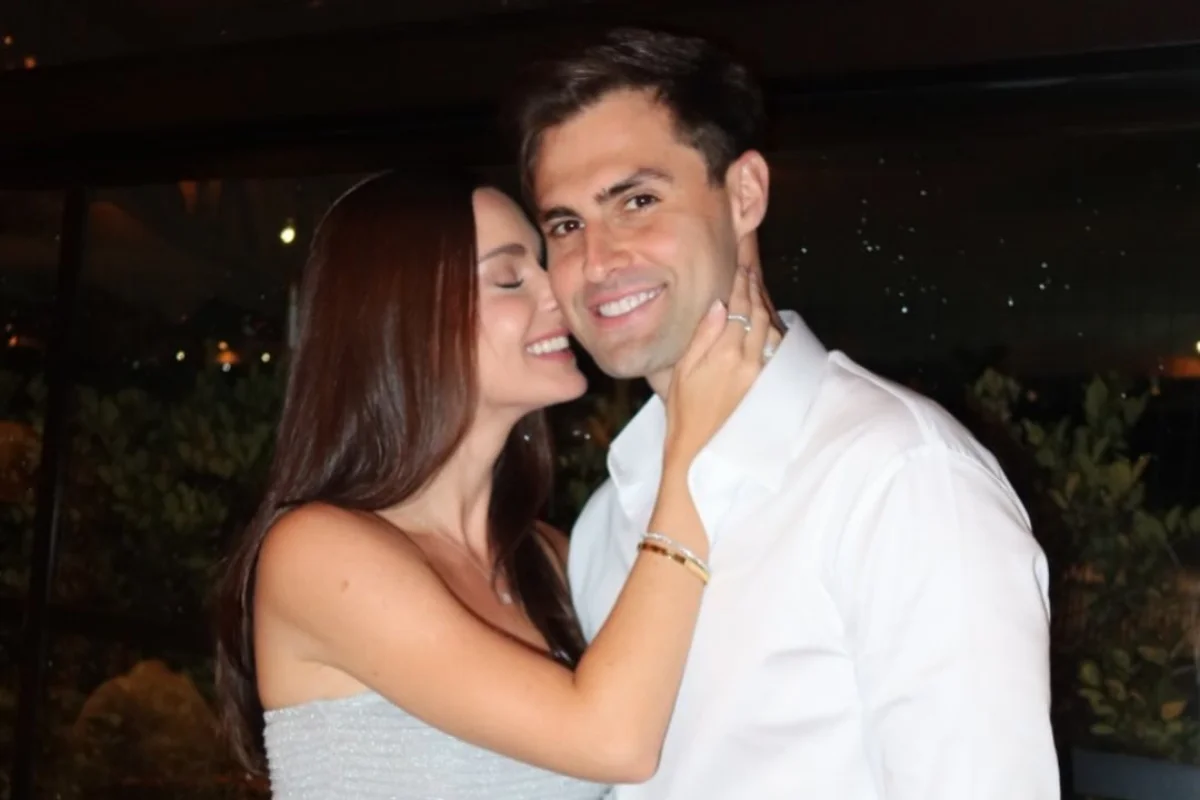 Rezende e Bruna Zaneti Rezende e Bruna Zaneti