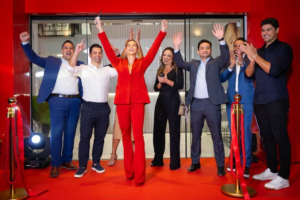 Andressa Suita inaugura clínica de estética em Goiânia Andressa Suita inaugura clínica de estética em Goiânia