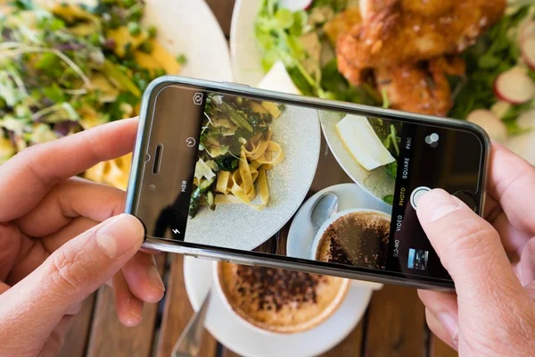 Instagram copia Snapchat e introduz opção de filtros divertidos