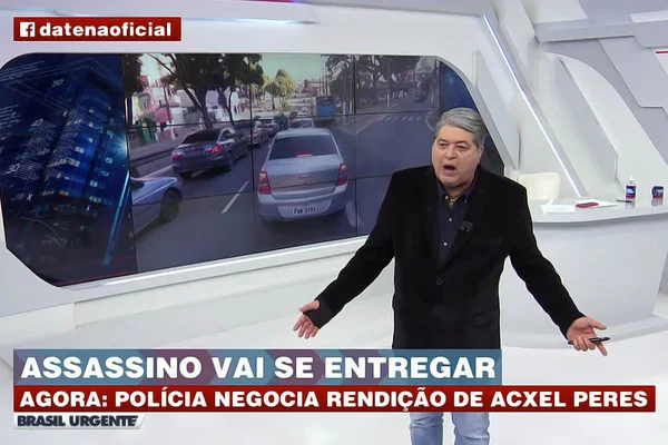 José Luiz Datena se irrita com equipe no Brasil Urgente