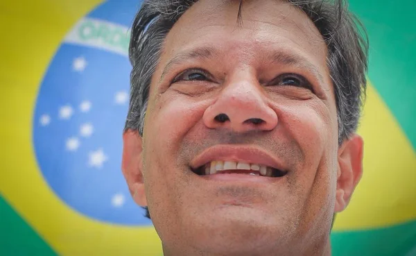 Haddad diz esperar uma declaração “dura” de apoio de Ciro Gomes