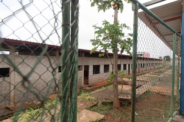 Volta às aulas: MPDFT cobra reforma e reconstrução de 75 escolas