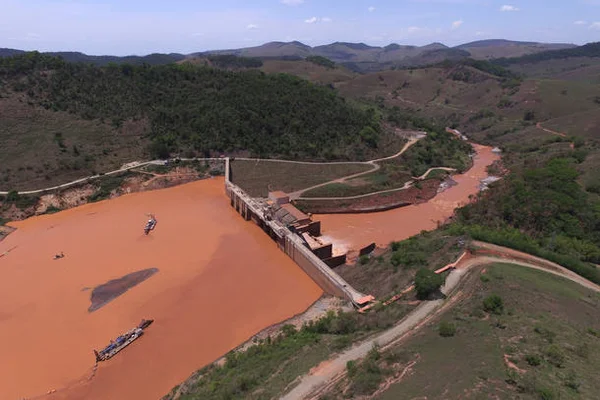 75% dos rejeitos da Samarco já atingiram a Bacia do Rio Doce