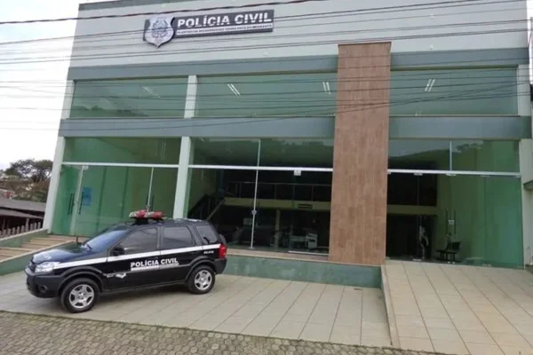Imagem colorida, SE: homem é preso após beijar neto na boca e matar genro a facadas - Metrópoles