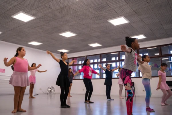 Oficina de dança da Fábrica de Cultura. Opção durante férias escolares - Metrópoles
