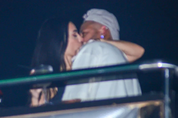 Foto colorida de Neymar e Bruna Biancardi - Metrópoles