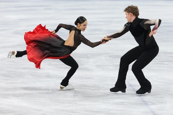 Madison Chock patinadora e designer dos uniformes figurinos nas olimpíadas de inverno - metrópoles