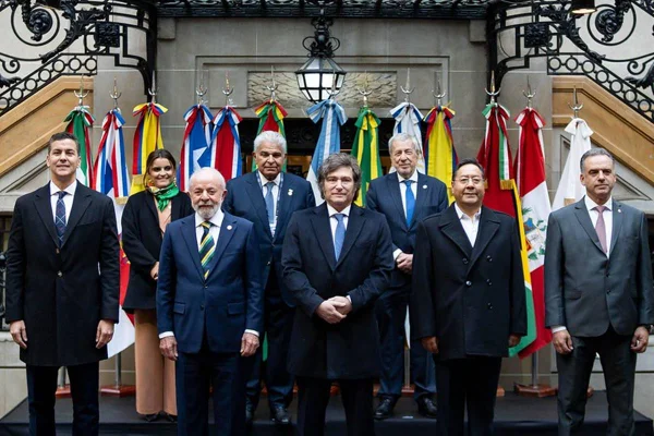 Foto colorida dos presidentes do Mercosul - Metrópoles