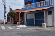 Dois suspeitos morreram baleados