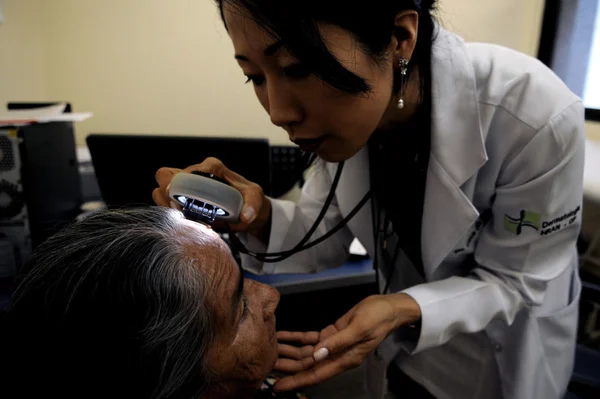 Filas e tumulto em mutirão de dermatologia no Hran