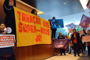 Protesto na sede do Itaú em São Paulo 