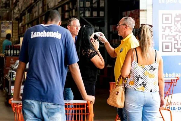 Governo suspende treinamentos e exames ocupacionais em empresas