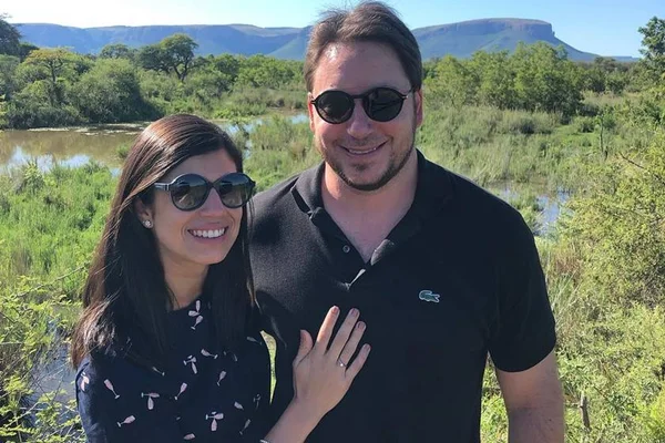 Eles disseram sim: 3 casais que ficaram noivos e movimentaram o Insta