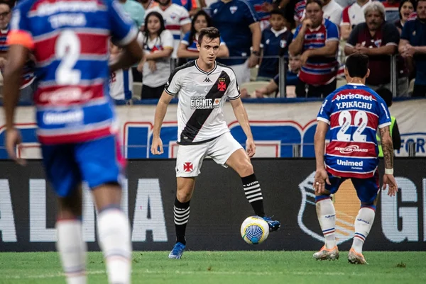 Imagem colorida da partida entre Vasco e Fortaleza- Metrópoles