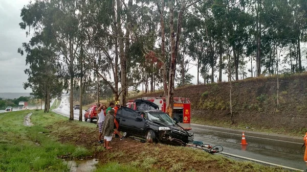 PRF registra mais de mil acidentes em rodovias federais no feriado