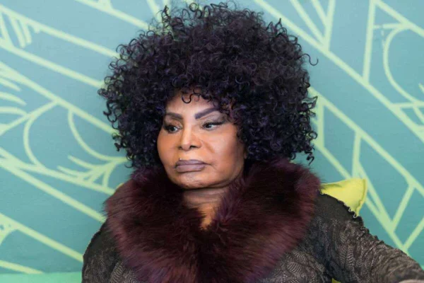 Elza Soares e Ana Maria Braga: os famosos que bombaram na semana