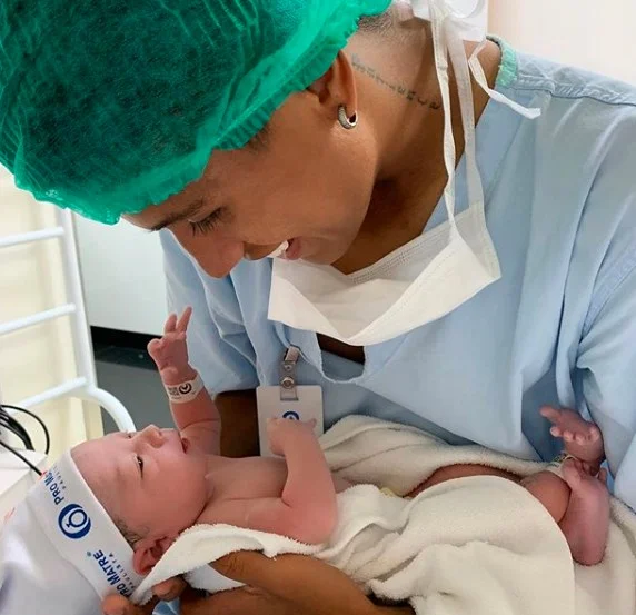 O jogador e sua filha Lorena O jogador e sua filha Lorena