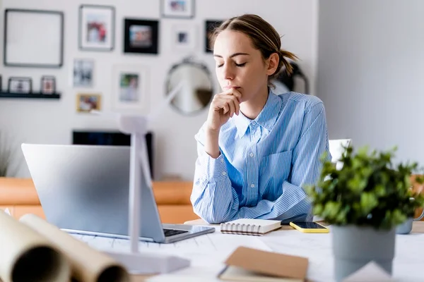Mulheres estressadas são mais propensas a ter meninas, diz estudo