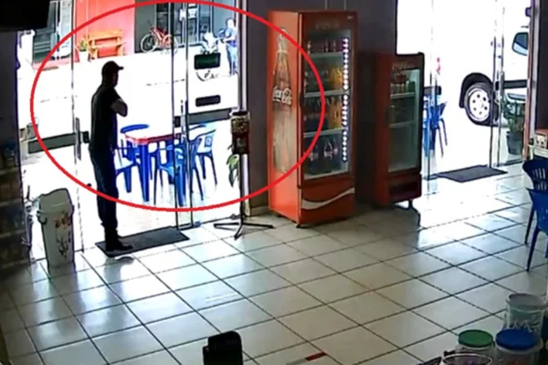 Imagens de uma câmera de segurança