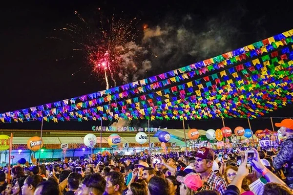 Maior São João do mundo, segundo o Guinness, enche Caruaru de turistas