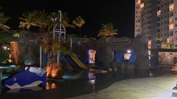 Criança morre afogada em piscina de resort de luxo Salinas, no Pará
