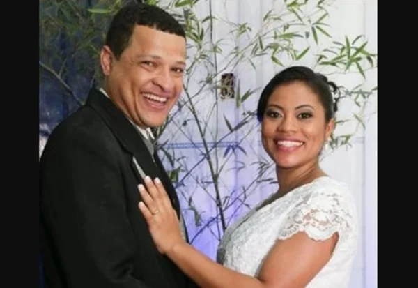 Bárbara e o marido em seu casamento - Metrópoles
