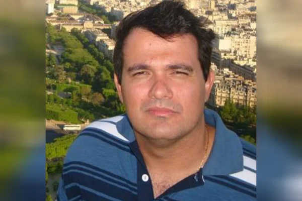 Policial que baleou taxista no Sudoeste se apresenta e é preso