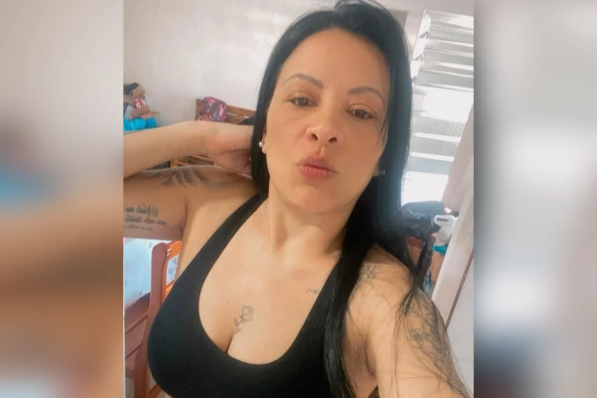 Mariana dos Santos Candido, de 41 anos, morreu após passar por uma colonoscopia no Hospital Municipal de Ermelino Matarazzo, na zona leste de São Paulo. Ela sofreu uma laceração do intestino Mariana dos Santos Candido, de 41 anos, morreu após passar por uma colonoscopia no Hospital Municipal de Ermelino Matarazzo, na zona leste de São Paulo. Ela sofreu uma laceração do intestino