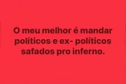 O homem costumava fazer críticas políticas O homem costumava fazer críticas políticas