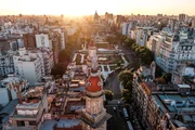 Várias cidades adotaram quarentena rígida