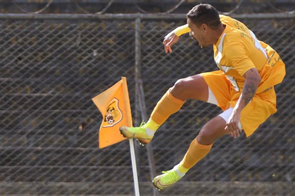 Com gol de Carlos Eduardo, Brasiliense vence o Ceilândia por 1 x 0