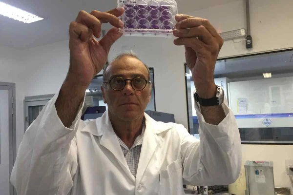 “Não é hora de escolher vacina”, diz cientista Amilcar Tanuri, consultor dos governadores