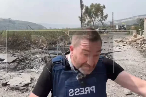 Repórter escapa por pouco de míssil no Líbano