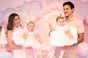 Fernanda Nogueira, Pedro e as filhas Isabela e Antônia