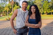 Maria de Fátima (Bella Campos) e César (Cauã Reymond) em Vale Tudo