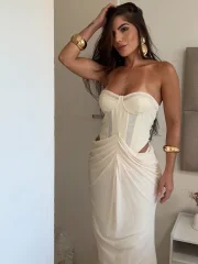 Ex-BBB Anamara