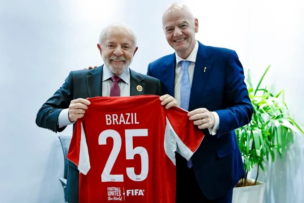 Lula e o presidente da FIFA, Gianni Infantino