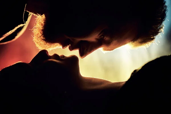 6 posições para fazer sexo preguiçoso e chegar ao orgasmo com calma