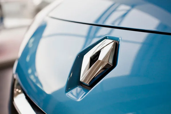 Imagem de logomarca da Renault - Metrópoles
