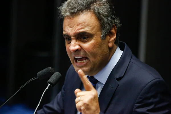 Janot pede ao Supremo continuidade de inquérito contra Aécio Neves