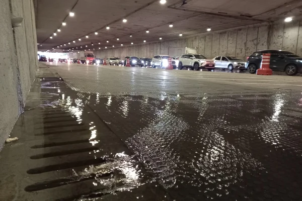 Imagem mostra túnel do Anhangabaú, em São Paulo - Metrópoles