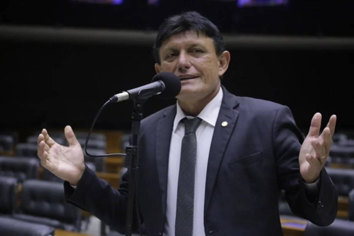 PL oficializa candidatura de Éder Mauro ao Senado pelo Pará