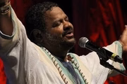 "Significado do amor", diz família de Arlindo Cruz após velório
