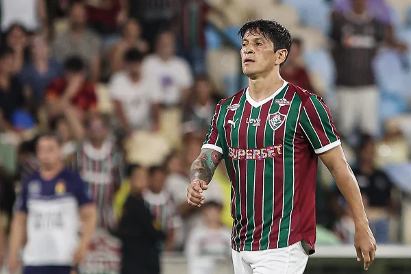 Germán Cano volta a jogar pelo Fluminense após mais de cinco meses