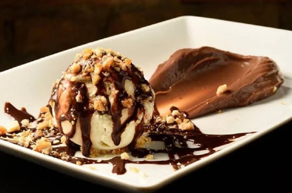 Delicioso! Faça a receita do brigadeiro com uísque do chef Fogaça