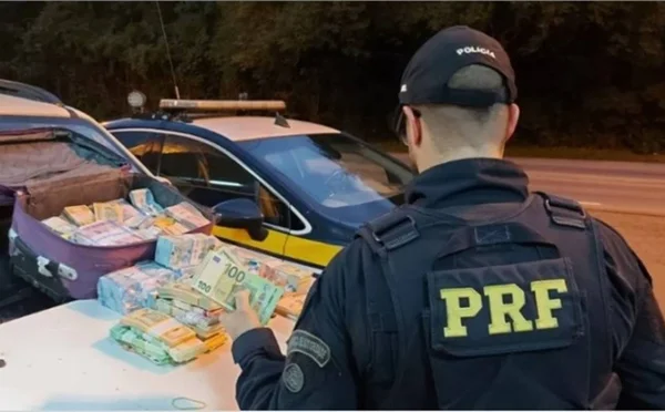 Funcionário de banco em fuga percorreu 2 mil km com R$ 1,5 mi no carro