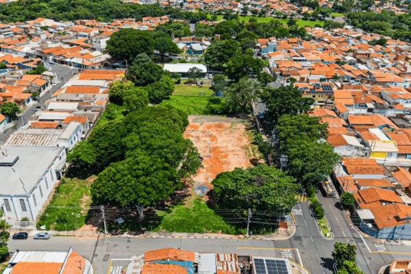 Imagem aérea da cidade de Paulínia; cidade é o município com 4° maior PIB per capita do Brasil - Metrópoles