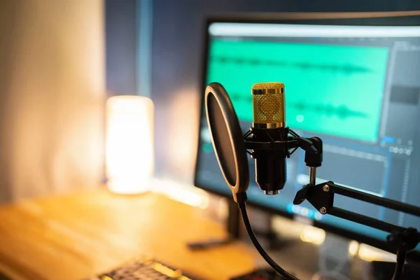 10 perguntas para fazer seu podcast viralizar
