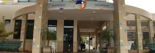 Pai e filho são rendidos em assalto na porta de escola na 913 Sul